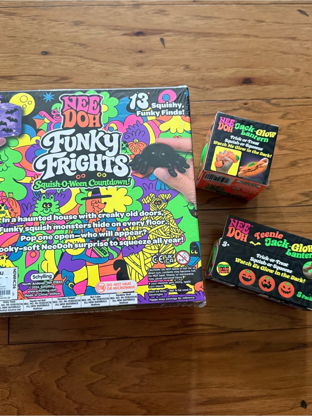 NeeDoh bundle. Funky Frights, Jack-Glow Lantern Green & TeenieJackGlow Lanterns - Picture 2 of 2